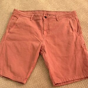 Zara Men's Flat Front Salmon Shorts